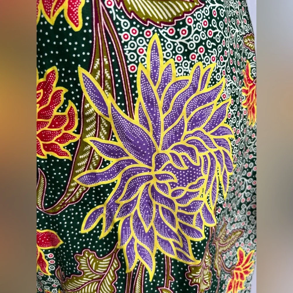 Handmade African Sheath Dress in Vibrant Batik-style Veritable Wax Print - Picture 4 of 10